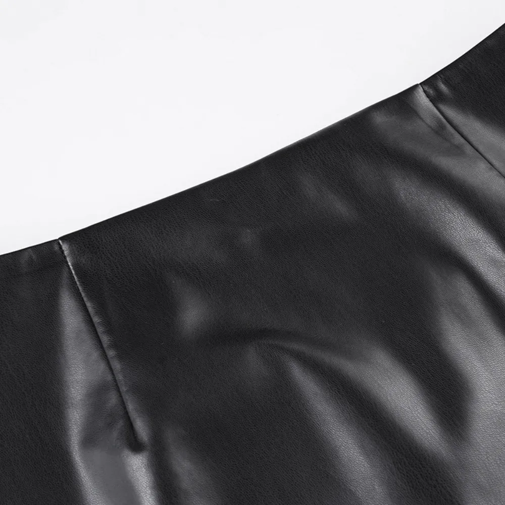 

PU Leather Metal Fastening Skirt Slim Fit Low-waist Package Hip Skirt Black with Lining Inside Irregular Half-length Skirt