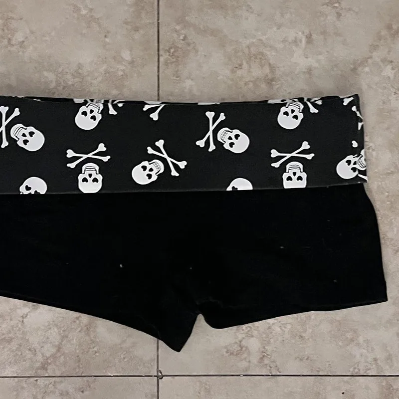 Skull Print Shorts Casual Fashion Color Block Y2K Sexy Slim Versatile Low Waist Solid Color European and American Beauty Short