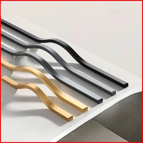 Manija de gabinete dorada de lujo ligera, manija de puerta curva Simple moderna de alta gama, puerta de armario, manija de muebles de cajón de zapatero