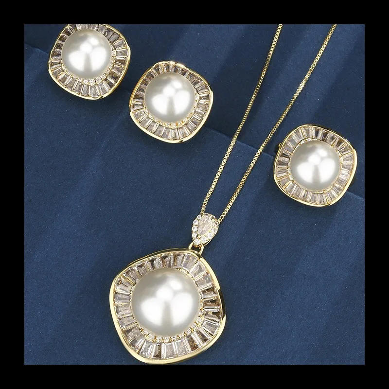 

Популярные взрывные продукты Zhuang Shengsheng Ювелирные изделия с медной подошвой, позолоченные, инкрустированные золотом, белым жемчугом, квадратным темпераментом