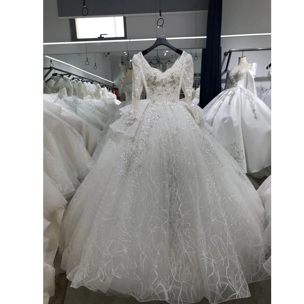 Kisswhite Xlove Collection customized long sleeves Lace Bridal puffy skirt blings Stuning Bridal Wedding Dresses