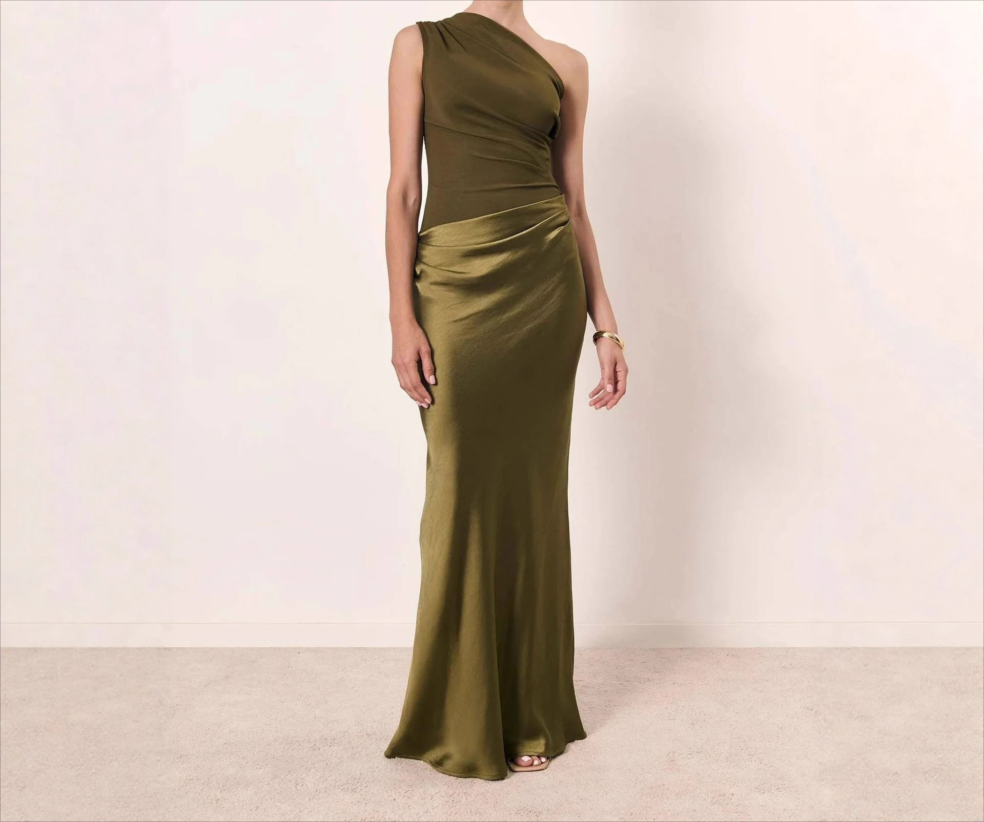 

2026 New Dress Solid Color Diagonal Neck Sleeveless Long Dress Satin Dress