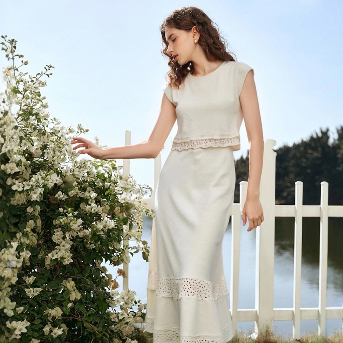 OLrain Women's 2 Pieces Set  Outfits 2026 Summer White French Fashion Hook Flower Hollow Round Neck Female Suit O57XE99122
