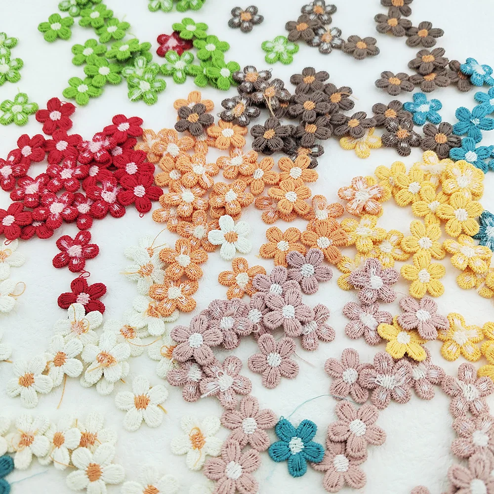 Mini-Häkelapplikationen in Form von fünfblättrigen Blumen, zum Selbermachen von Hüten und Kleidungsstücken, Nähzubehör, zur Dekoration von Kopfbedeckungen, zum Aufkleben, 15 mm, 80 Stück pro Packung. – Detail 1