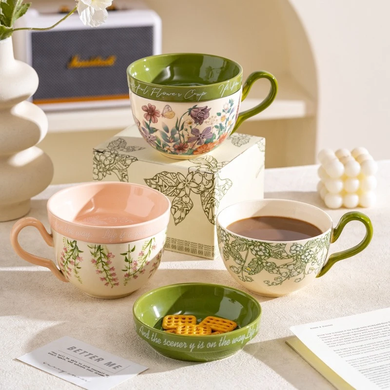 

LTT ceramic cup with lid afternoon tea French retro mug large capacity