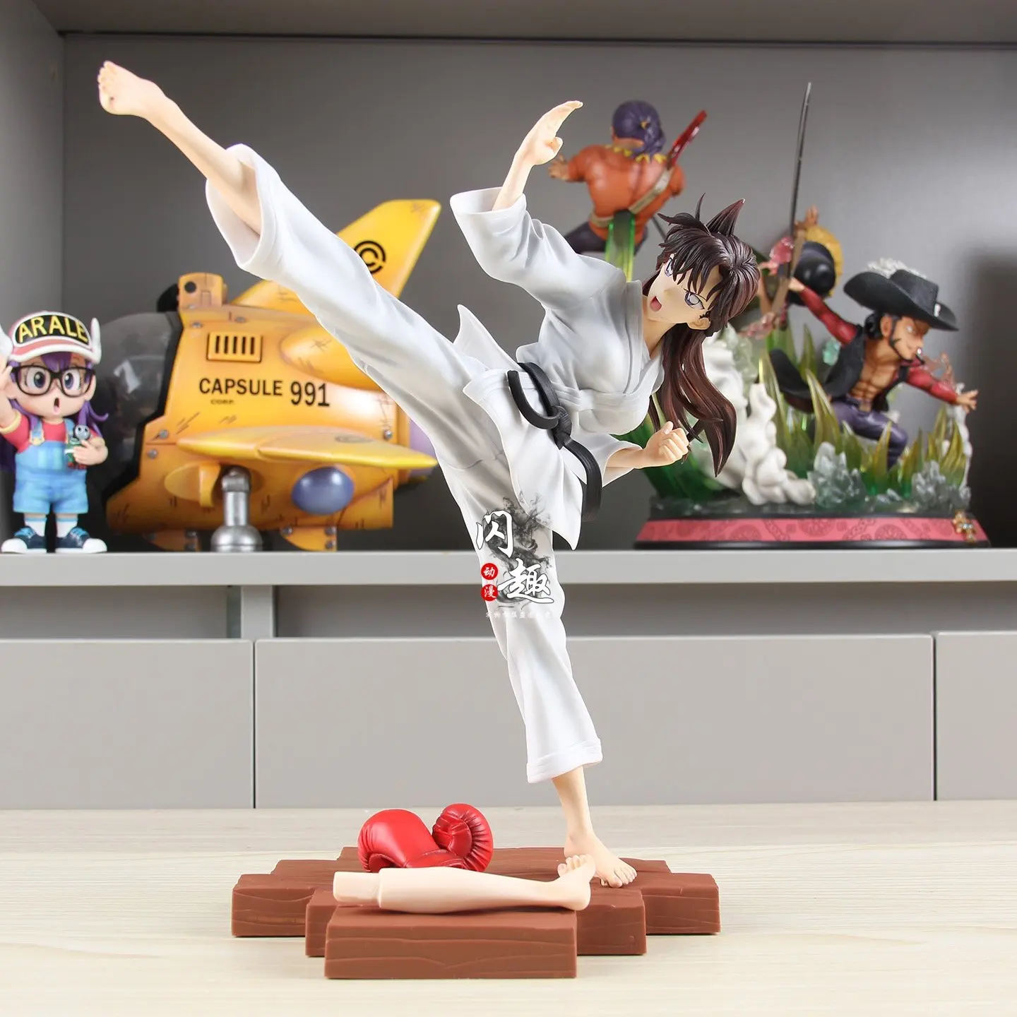 Detective Conan Mouri Ran Karate Actionfigur Shanqu Anime-Charakter-Statue Desktop-Dekoration Sammlerstück Geschenk für Anime-Fans