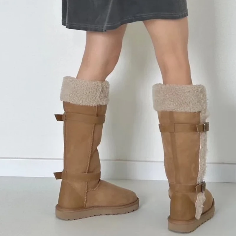 موضة شتاء جديد دافئ البقرة المدبوغ الفراء الثلوج الأحذية النسائية البني شقة لينة حذاء برقبة للركبة الفاخرة مصمم جولة تو أحذية مريحة #5