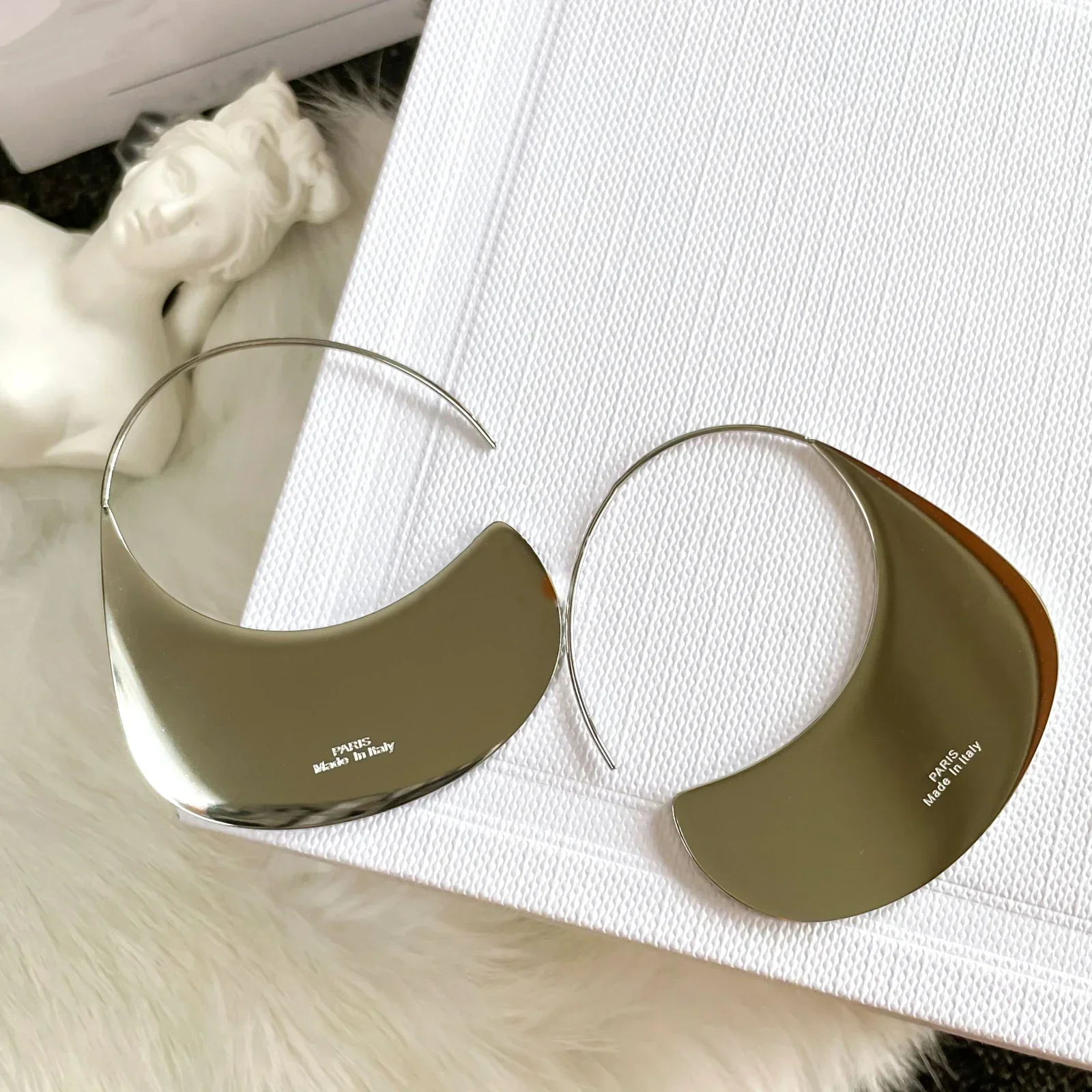

Hot Europe Silver Stainless Steel Half Round Earring Women Luxury Jewelry Designer Trend