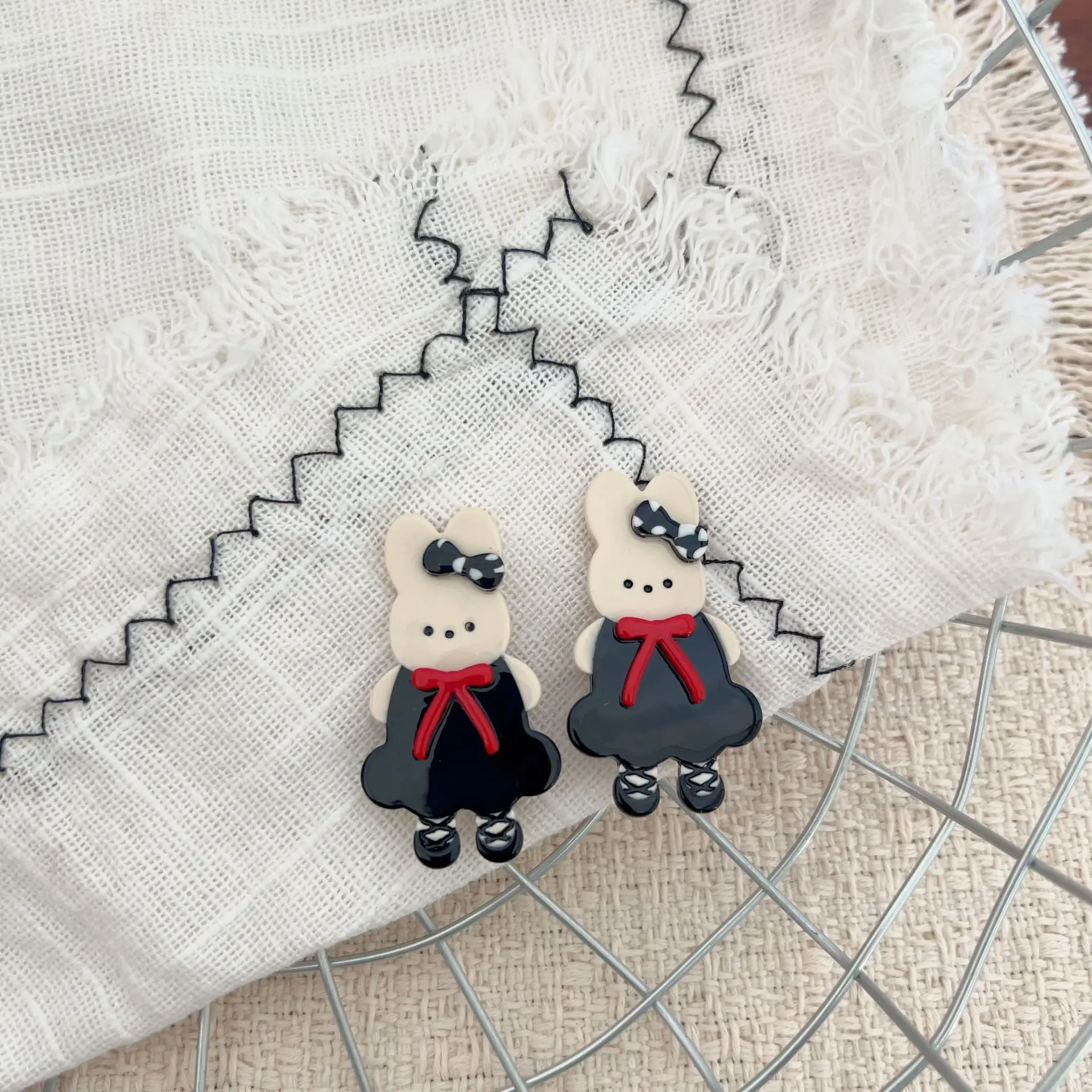 

Cartoon Cute Miffy Rabbit Acetate Hair Clip Sweet Girl Versatile Fashion Duckboard Clip Side Clip Hair Accessories Female