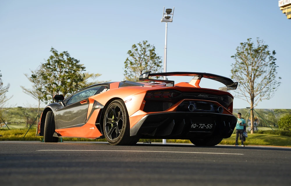 Lamborghini AventadorSVJ Tubo de escape mejorado