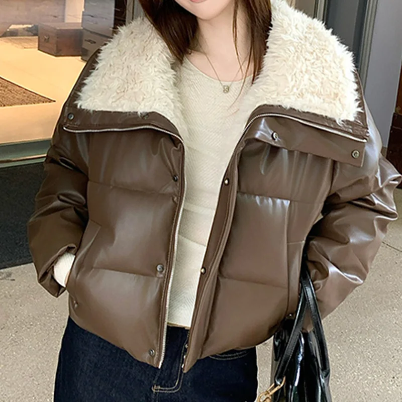 سترة نسائية بنية غير رسمية من الجلد القطني Y2K موضة شارع العليا الأمريكية ملابس شتوية جمالية ملابس جلدية قطنية جديدة 2025
