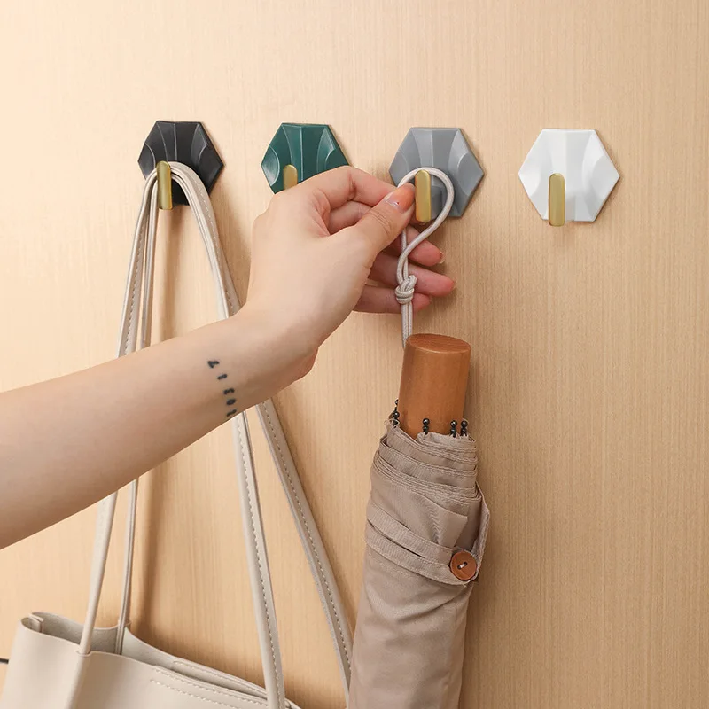 GQIYIBBEI Kitchen Bathroom Accessories Hook Solid 4pcs Traceless Pasting Decorative Hooks Hanger Wall Decor Key Holder