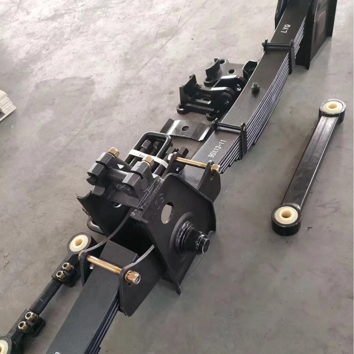 Trailer Suspension System, Two/Three Axis American Machinery, German