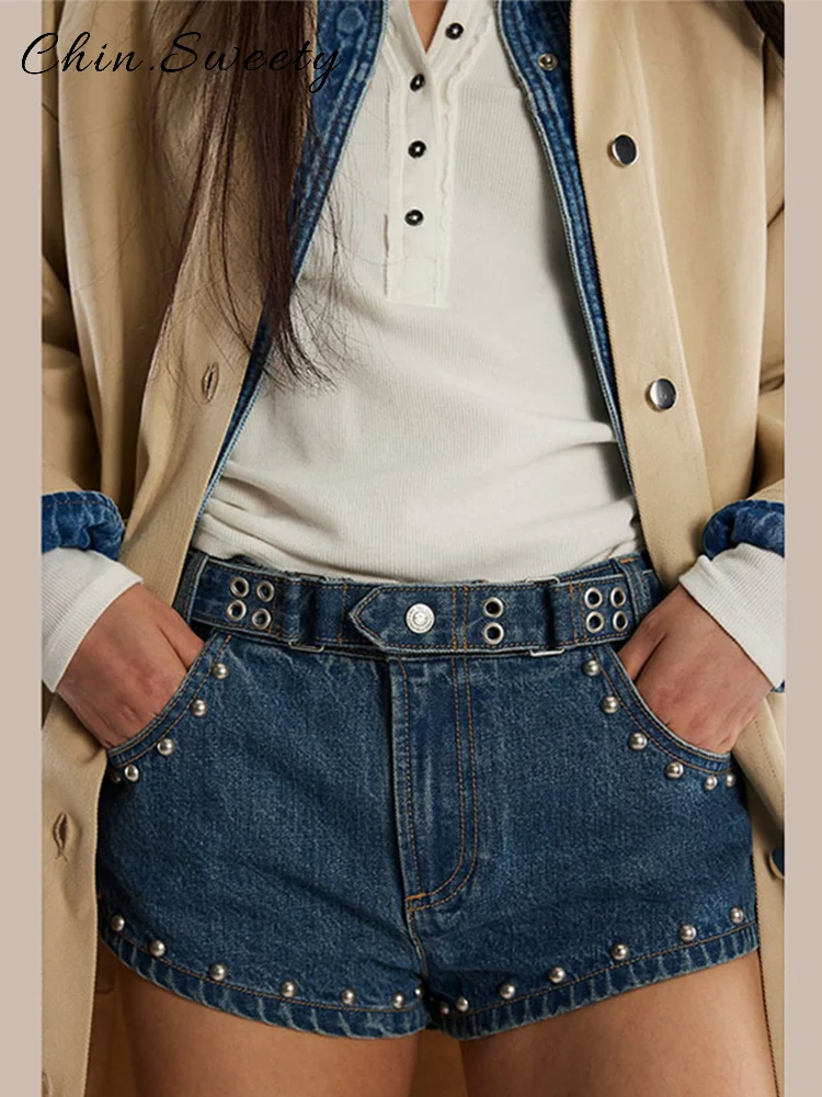 

Fashion Pocket Beaded Belt Denim Short Women Solid Zipper Button Low Waist Hip Package Mini Jeans 2025 Summer Lady Streetwear