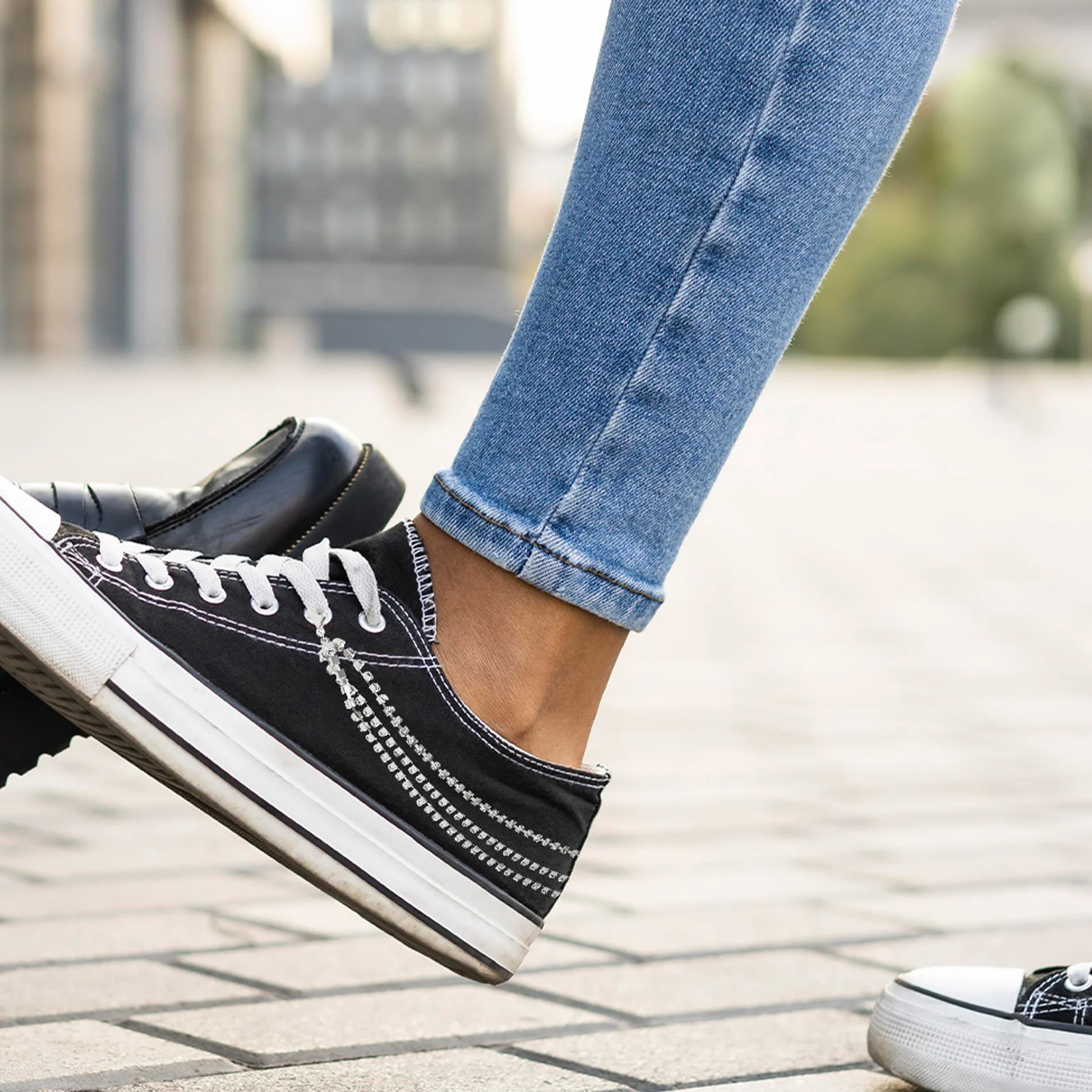 

1Pair Rhinestone Bling Layered Shoe Chains Decorative Shoe Charm for Party Prom Boots Shoelace Charms Boot Chains