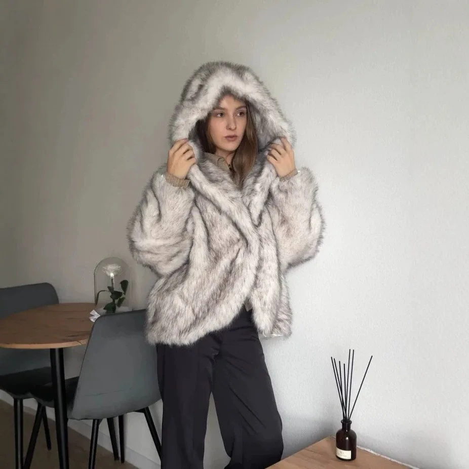 Cool Hooded Faux Fur Women Jacket Long Sleeve Loose Thick Warm Short Coat for Winter Streetwear Commute Fashion New