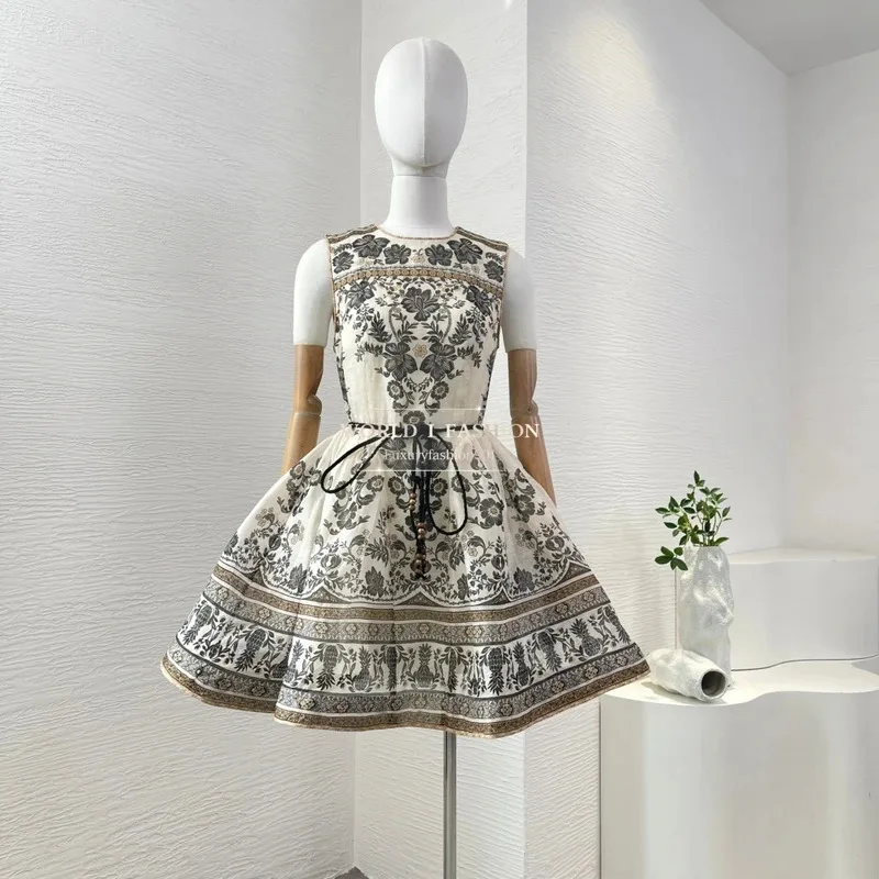 ผ้าลินินผ้าไหมคุณภาพสูง 2025 ใหม่สไตล์ชายหาดวันหยุดแขนกุดผู้หญิงชุดมินิ