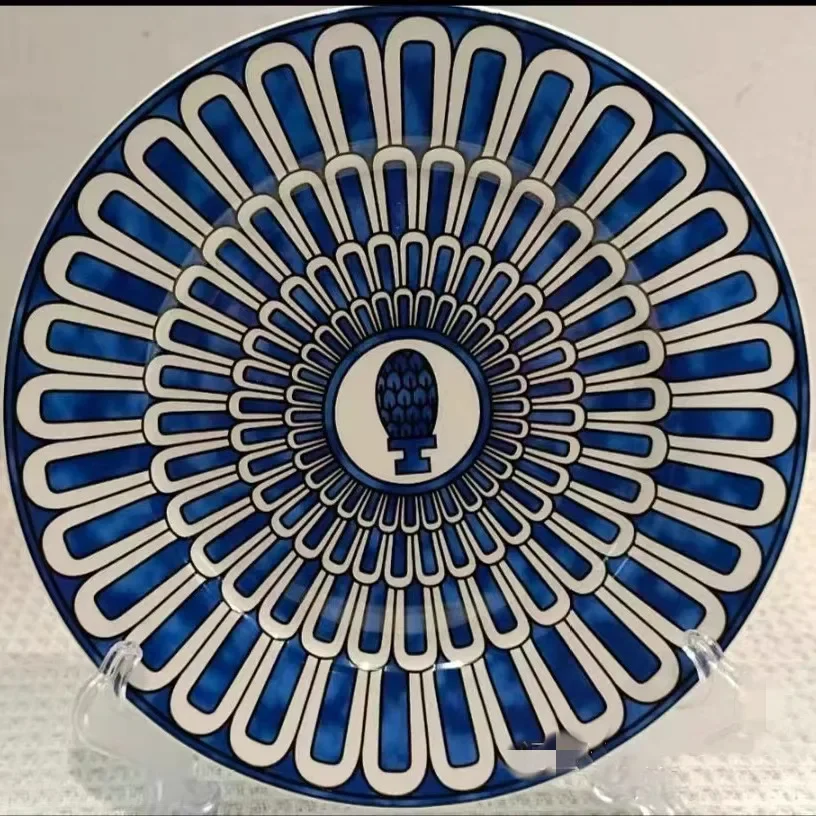 European Modern Blue White Ceramic Dinner Plate 10 Inch Luxury Steak Plate Household Decoration Inventory Heart Plate
