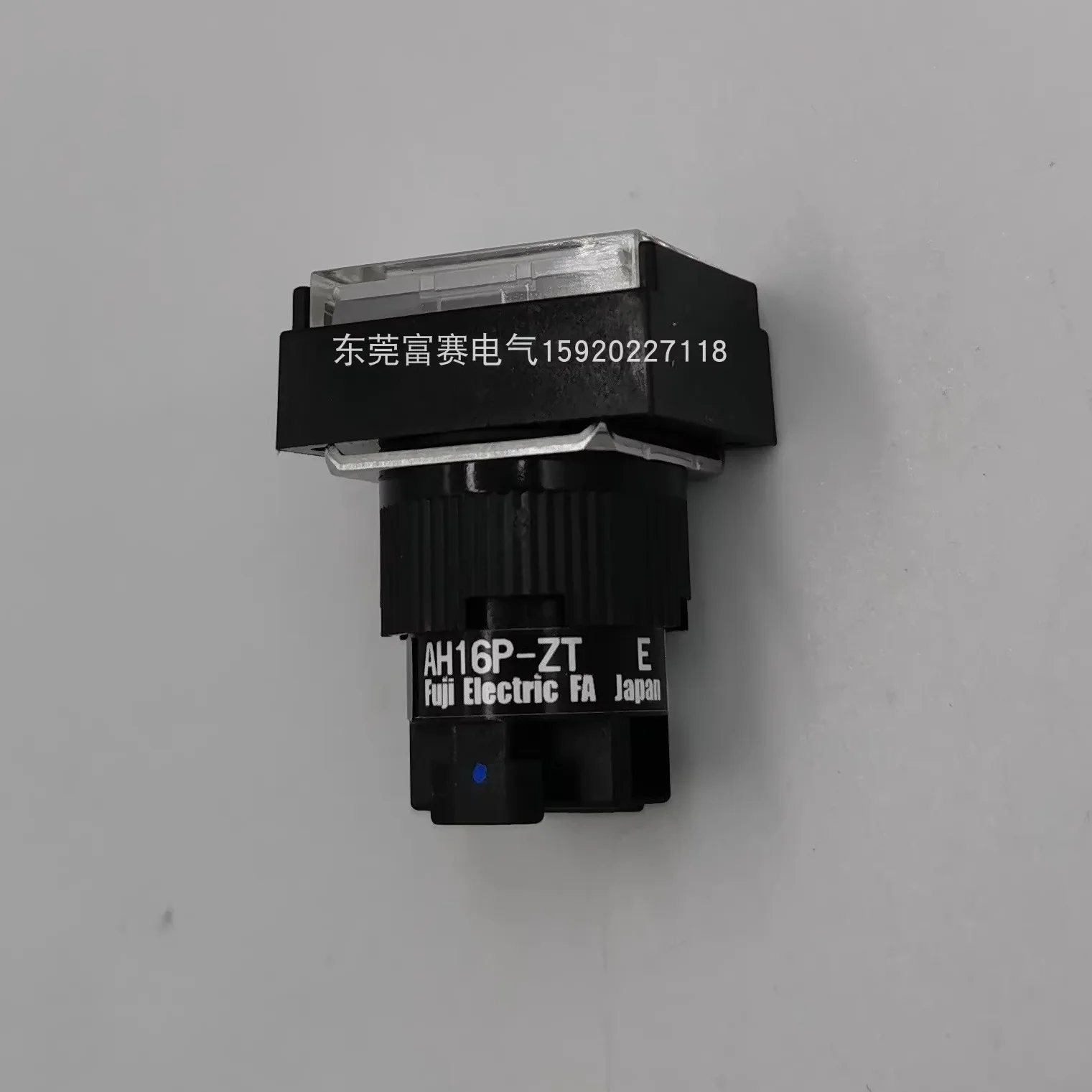 

Для морского индикатора Fuji White AH16P-ZT E 28V AH16P-ZTWE AH16P-ZTXE Spot