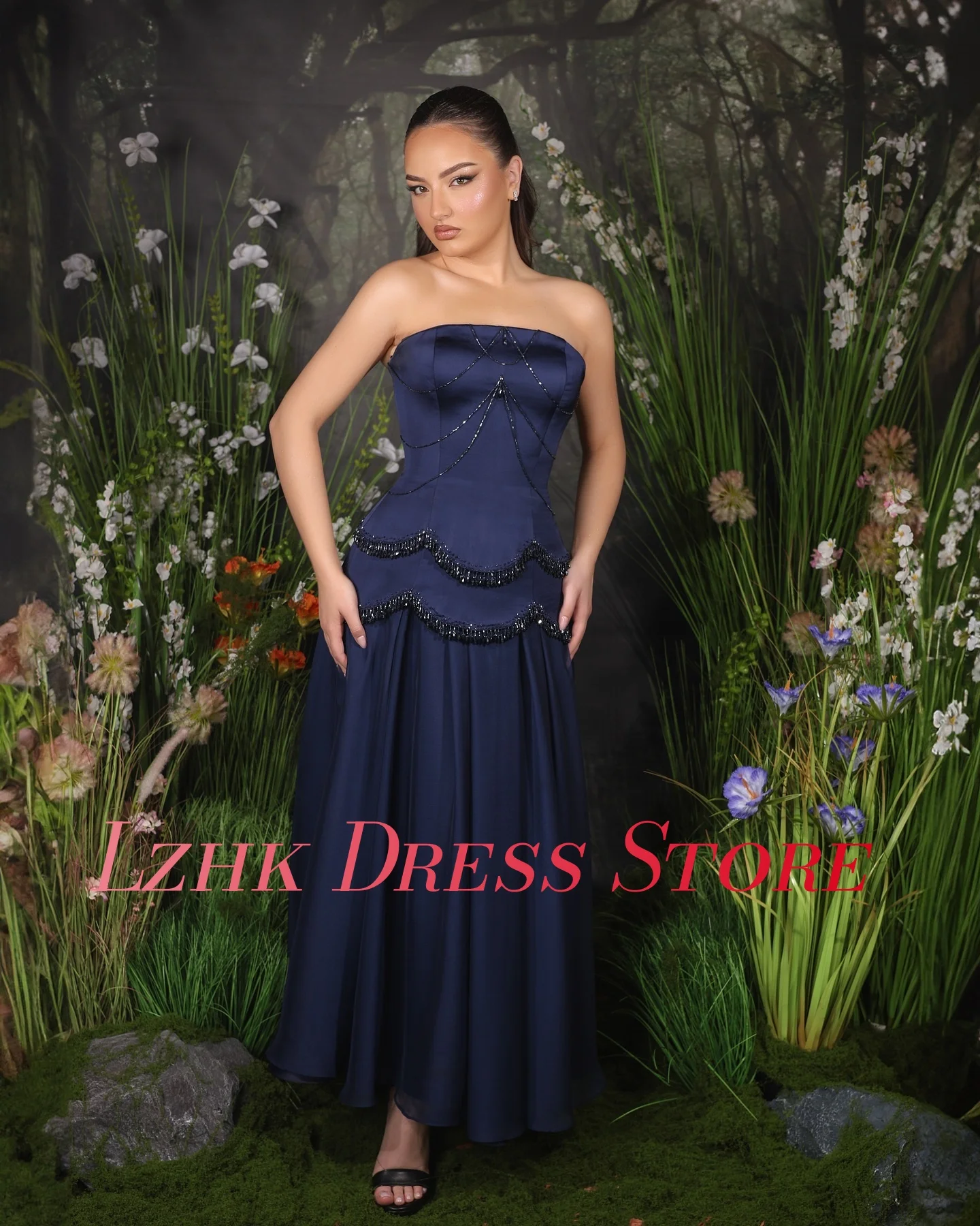 Abito da sera in cristallo con paillettes a trapezio in jersey con temperamento personalizzato Abiti da ballo delicati senza maniche senza spalline alla caviglia