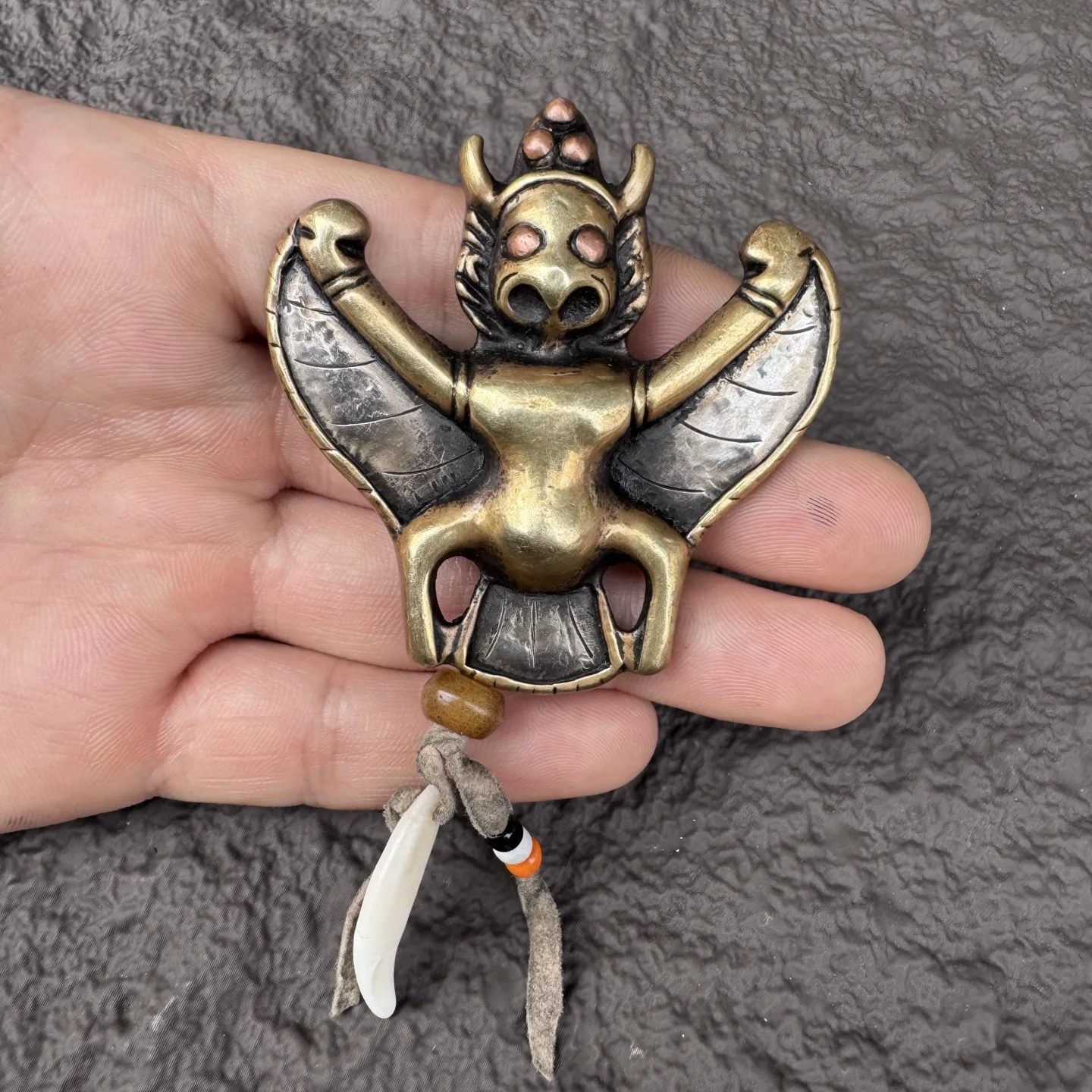 China Brass Vintage Carving White Lima Copper Hand-inlaid Pendant