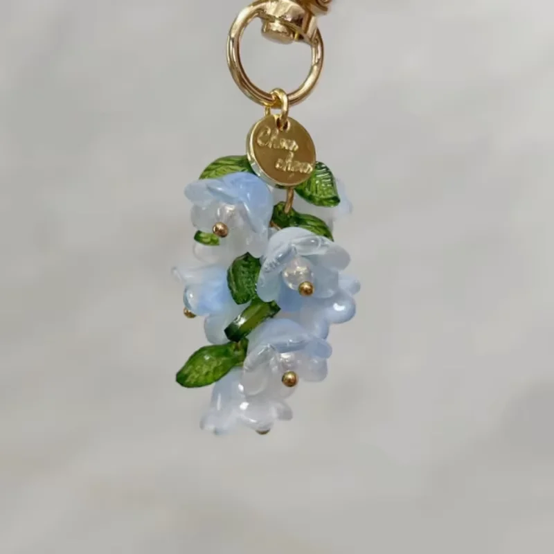 حقيبة سلسلة المفاتيح قلادة زهور الزنبق الملونة الوردي الأبيض الأزرق الأخضر قلادة لطيف للرجل امرأة هدية