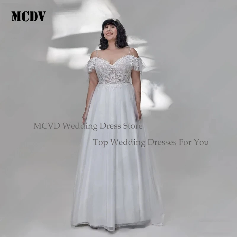 

MCDV Oversize Lace Wedding Dress 2026 V Neck Spaghetti Straps Applique Bridal Gowns Customized Civil Wedding Dress for Bride