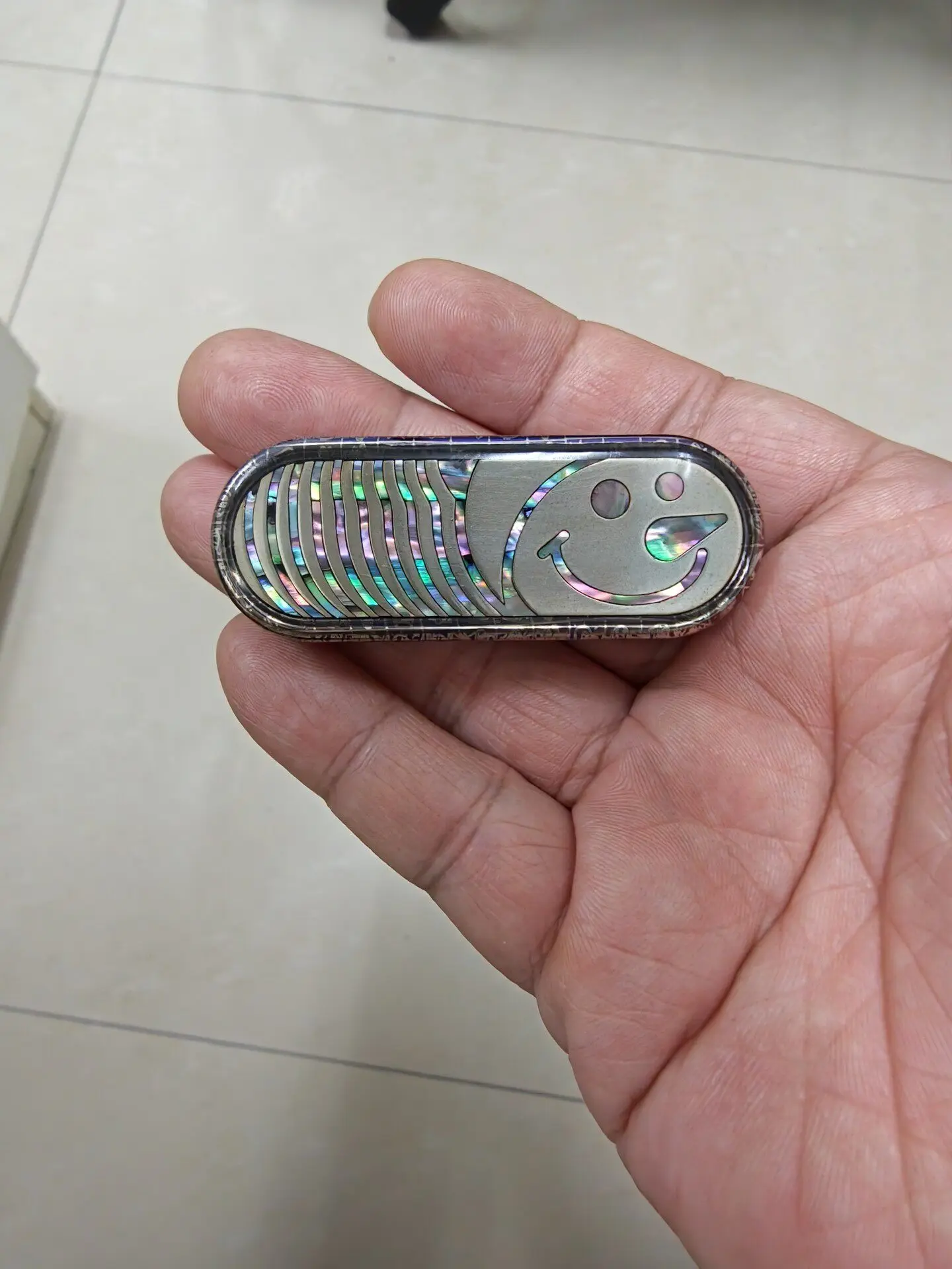 Used EDC JOYEDC Bgm Push Card Fritillary Inlay + Face Malaysian Titanium Alloy Body (No Original Box)