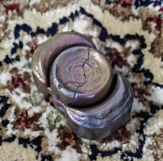 Used EDC FZ EDC Titanium Colored Stone Carving Version EDC Metal Decompression Toy