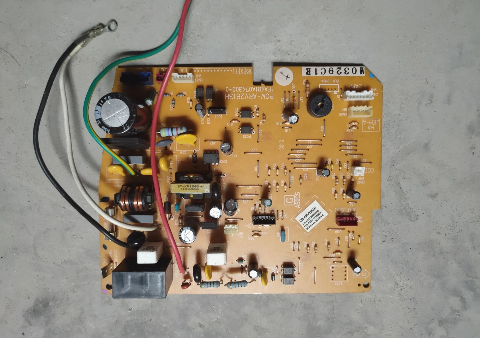 

Sanyo/ POW-ARV2613H 1FA4B1A 074300 -0