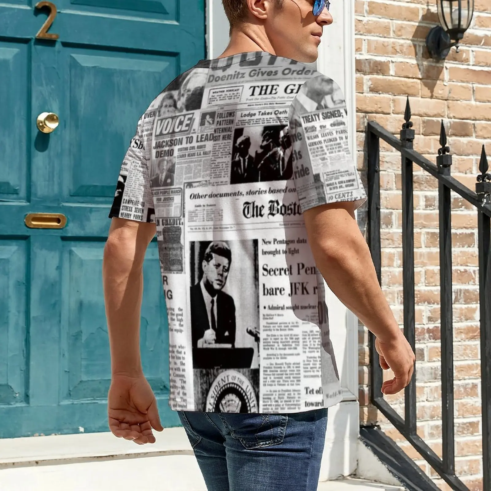 Newspaper Collage T Shirt For Man Old American Newspapers Print O Neck T Shirts Summer Hip Hop Tops Short Sleeve Oversized Tees