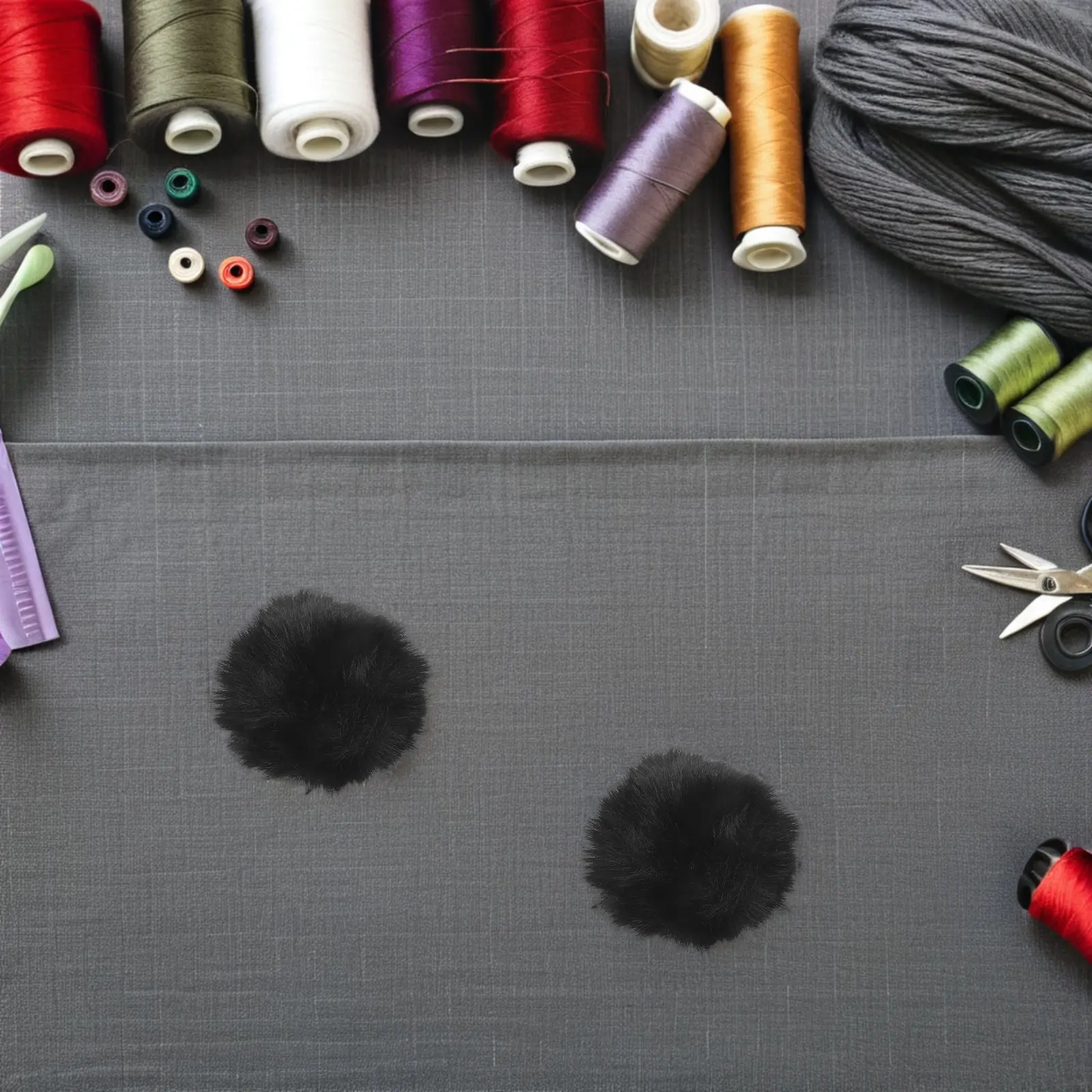 

40 шт. маленьких помпонов из искусственного меха, 2,75 дюйма, для шапок, рукоделия, брелоков, мини-помпоны, черные пушистые помпоны для головных уборов