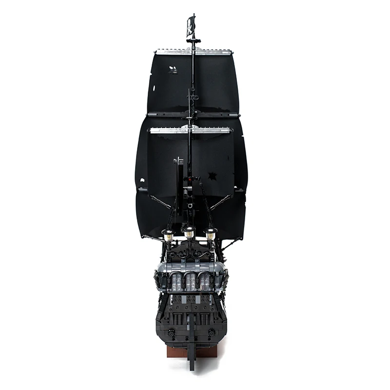 Een MINISO Pirate Black Pearl-schip, een houten scheepsmodel, Caribisch avonturen bouwsteenspeelgoed, een kerstcadeau voor kinderen en