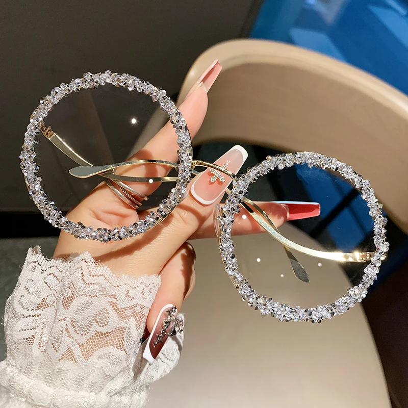 نظارات الموضة الجديدة الماسية للسيدات، وجه نحيف، نظارات شمسية عصرية عالية الجودة، إطلاق النار في الشوارع.