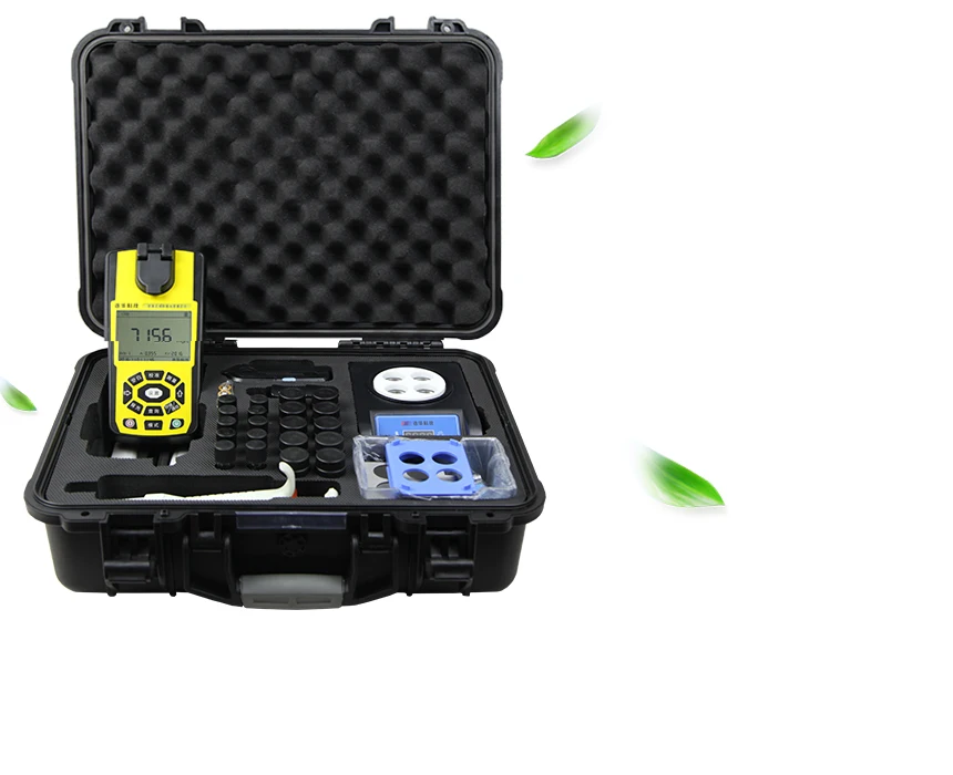 Portable Multi-parameter Water Quality Analyzer testing COD ammonia nitrogen and total phosphorus