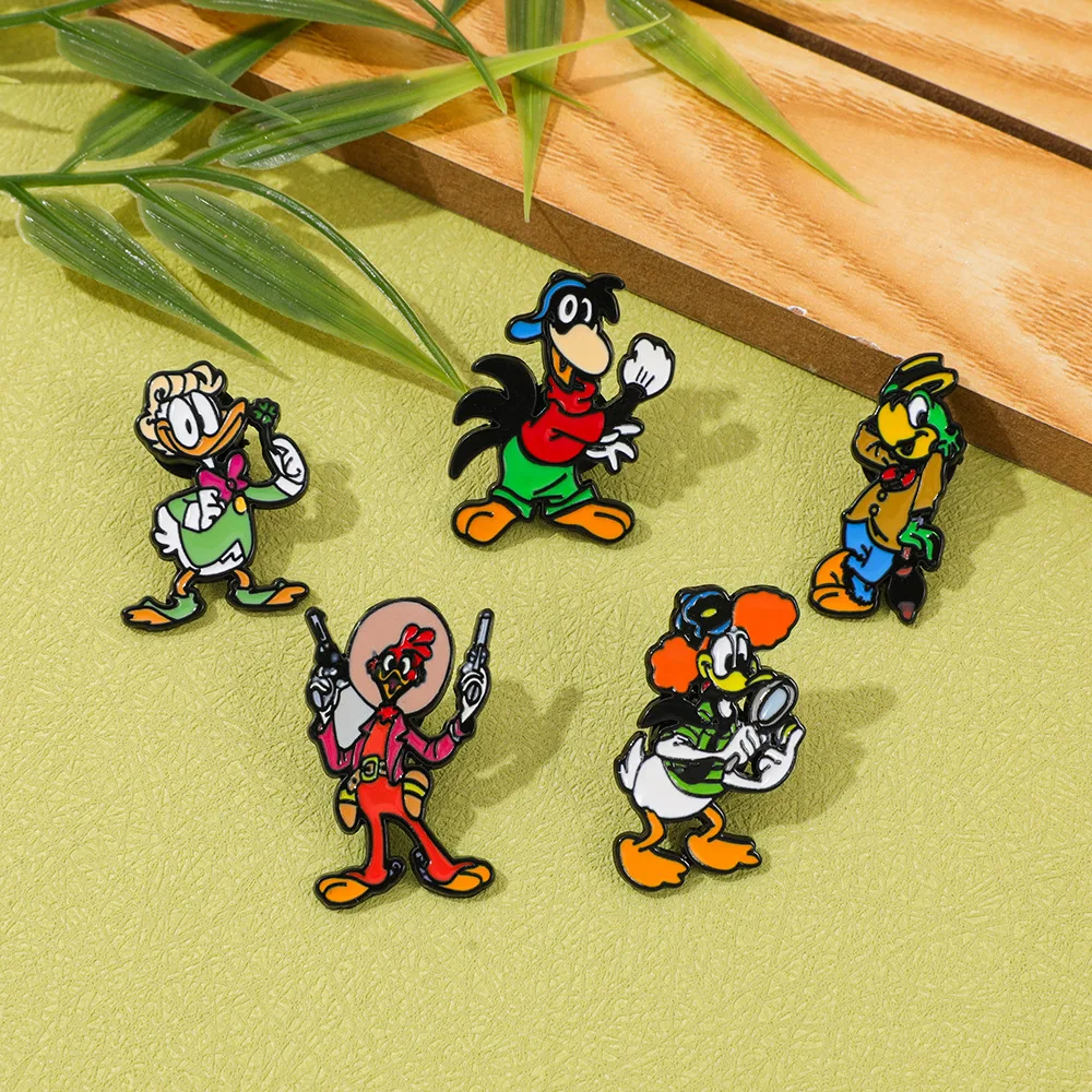 

Disney Donald Duck José Carioca Panchito Brooch Set Classic Alloy Enamel Pin Tropical Bird Gift for Fans Vintage Accessories