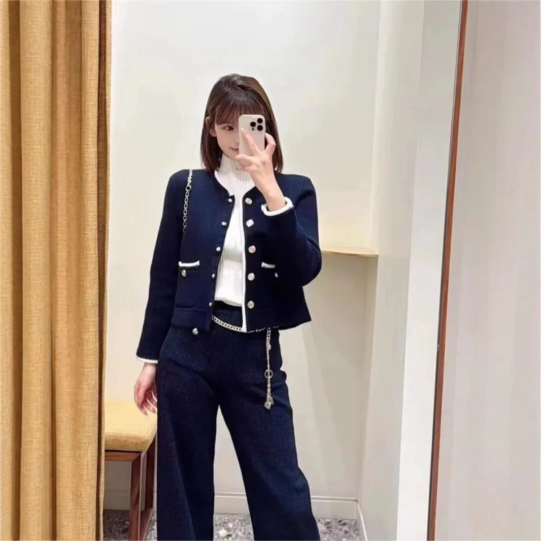 

【Gift Free】French Chic 2025 Early Spring New Fashion Contrast Trim Knit Long Sleeve Cardigan Cropped Jacket Women