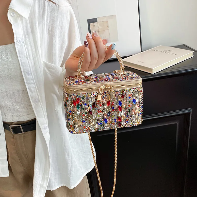 New trendy fashion diamond-embellished evening bag, personalized chain bag, European and American socialite party handbag