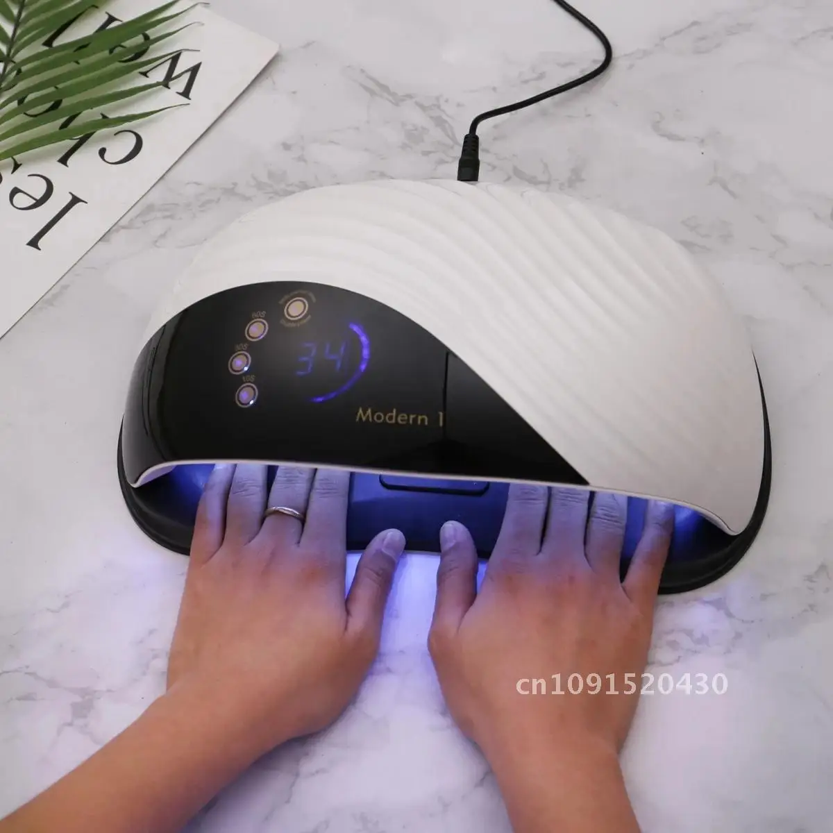 High Power Built-in Cooling Fan Nail Dryer Two Hands Fast Drying Curing All Kinds UV/LED Gel for Manicure Salon 42 LEDs Light