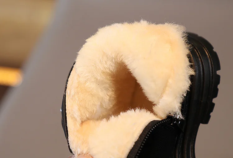 Winterstiefel für Mädchen, neue Mode, knöchelhohe Stiefel, wärmend, mit Kaschmirfutter, Kinderstiefel, rutschfeste Outdoor-Schuhe für Kleinkinder und Schüler. – Detail 15