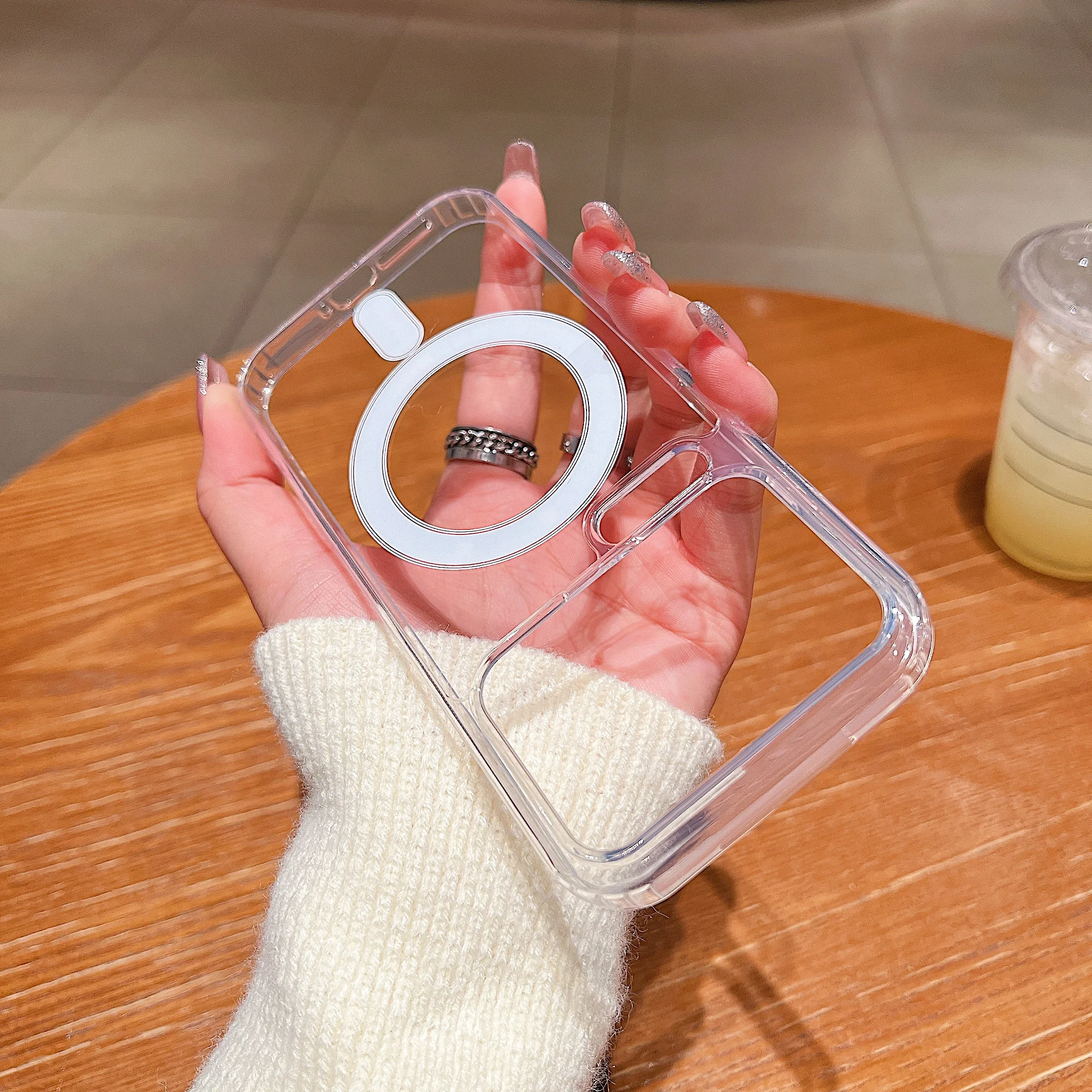 حافظة هاتف مغناطيسية شفافة أصلية لهاتف Xiaomi Mi 17 Pro Max 15T Pro لهاتف Magsafe غطاء صلب من الأكريليك الشفاف