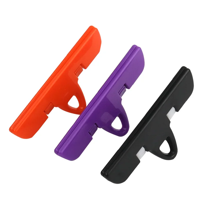 1PC  Kitchen Food Snack Storage Bag Clips  Portable Seal Bag Clips Clipper Clamp Plastic Tool  Moisture and Insect Prevention