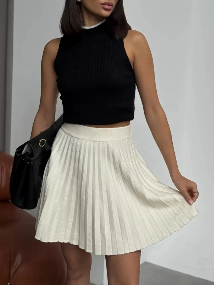 2026 Autumn New Apricot Knitted Pleated Skirt Elasticity High Waist Mini Skirt Solid Color Soft Comfortable Skirts for Women