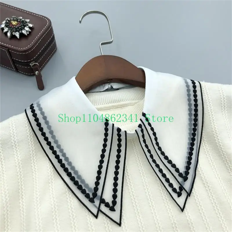 652F Lightweight Detachable False Collar with Embroidered Sheer Trim for Commute Outfits and Everyday Layering Looks