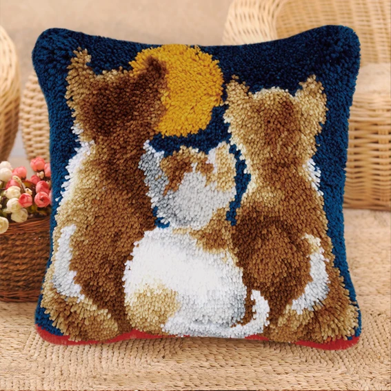 Animal Series Latch Hook Pillow Kits Dogs 3D Segment Embroidery Pillow Wool Cross Stitch Pillow Embroidery DIY Latch Hook Pillow