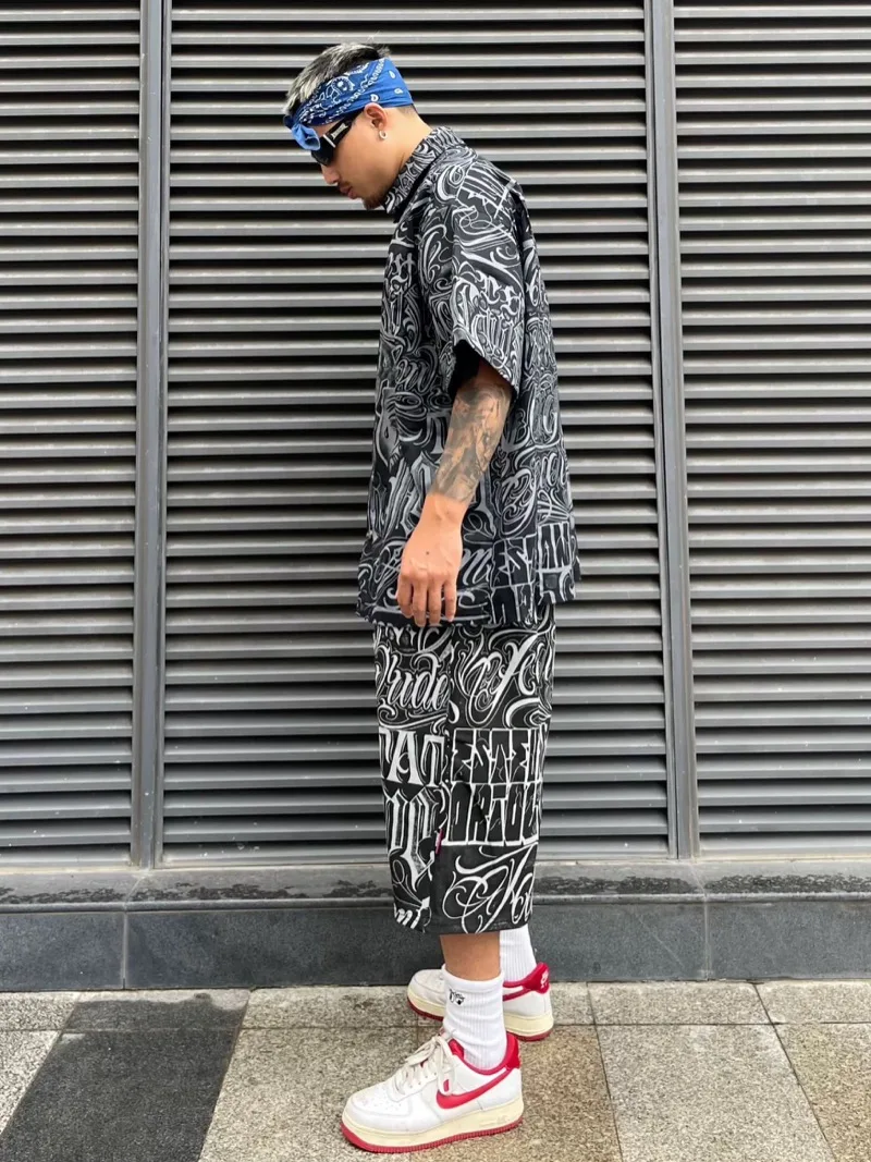 2 Pieces Sets Mens Fashion Harajuku Printed Single Breasted Shirts and Drawstring Capris Short Pants Joggers New Streetwear Sets