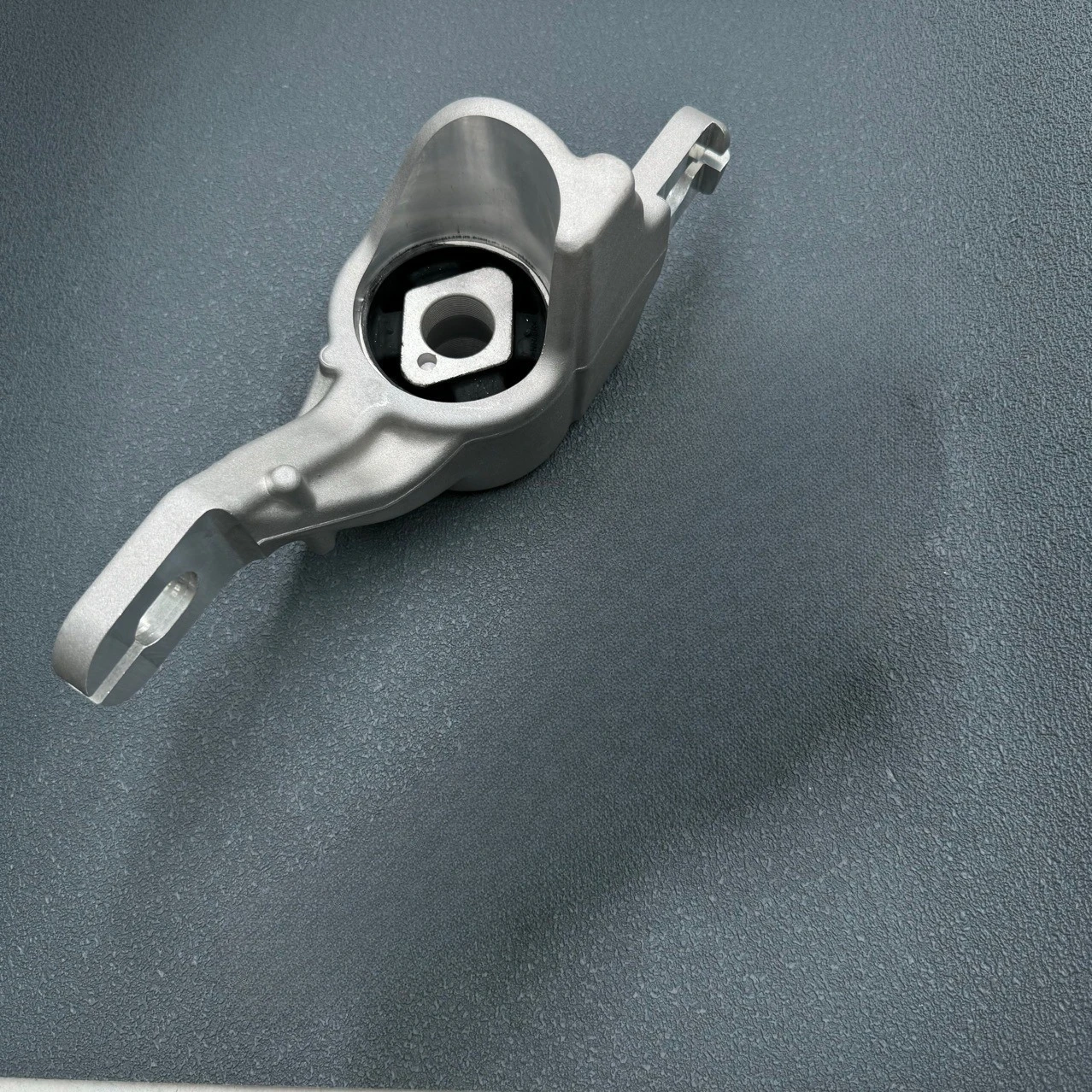 Automotive Parts Lo…