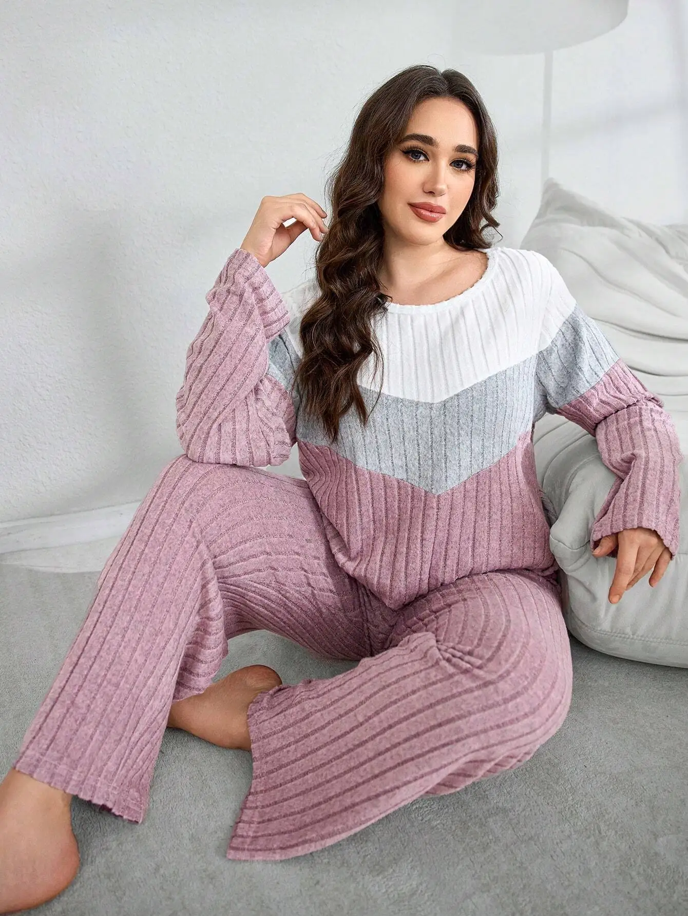 

Комплект женской трикотажной пижамы больших размеров с пэчворком, свободный крой, уютная домашняя одежда для осени и зимы