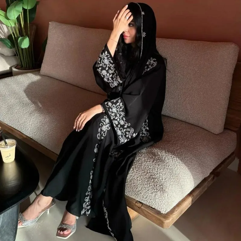 

2025 Abaya for Woman Embroidery Luxury Abaya Dubai Abaya Women Muslim Dress Embroidered Nail Beads ( Hjiab+Abaya + Inner Dress )
