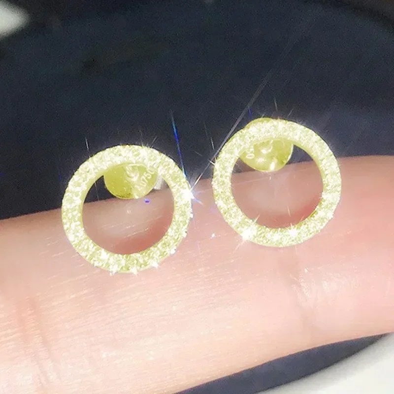 New Style Inlaid Circle Zircon Explosion Flashing Earrings for Women with Simple Temperament, Light Luxury, and Fashion